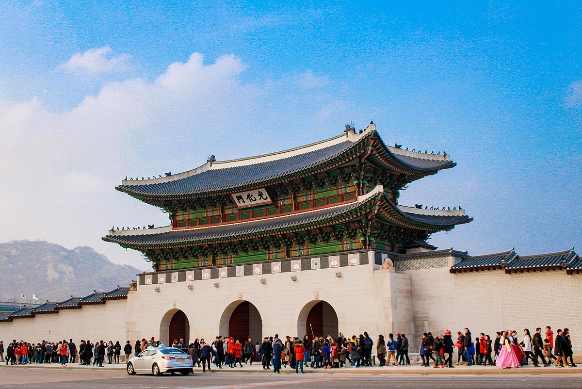 (2025) BEST Things to Do in South Korea Gyeongbokgung Palace, Bukchon Hanok Village Bulguksa Temple, Seokguram Grotto Hallasan, Seongsan Ilchulbong