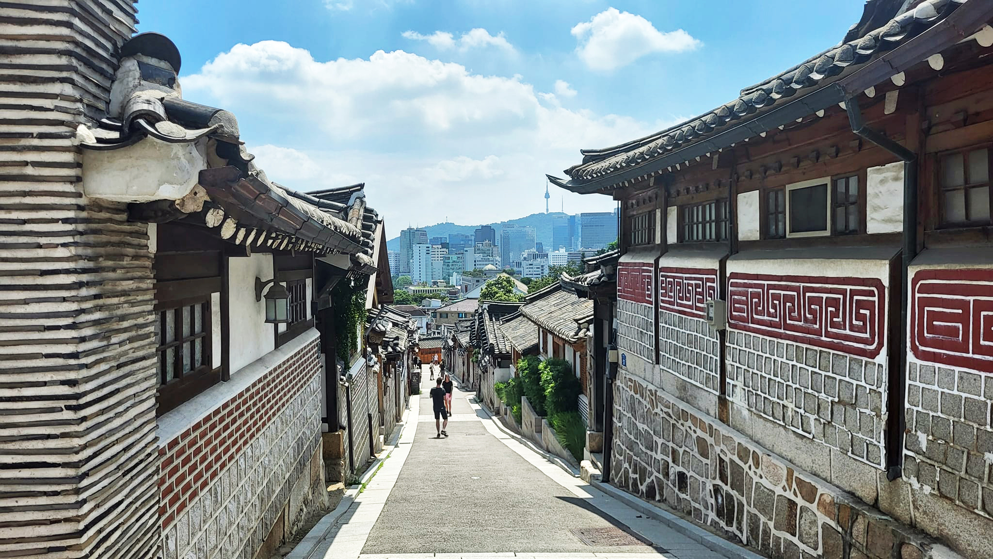 (2025) BEST Things to Do in South Korea Gyeongbokgung Palace, Bukchon Hanok Village Bulguksa Temple, Seokguram Grotto Hallasan, Seongsan Ilchulbong