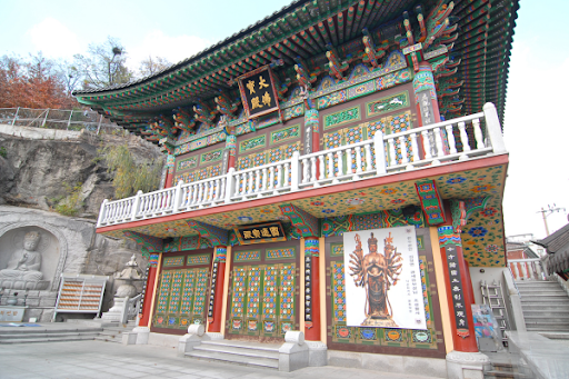 (2025) Temple Stay in Korea: Best Places to Stay in Gyeonggi-do Yongjusa Temple Stay Bongseonsa Temple Stay Myogaksa Temple Stay