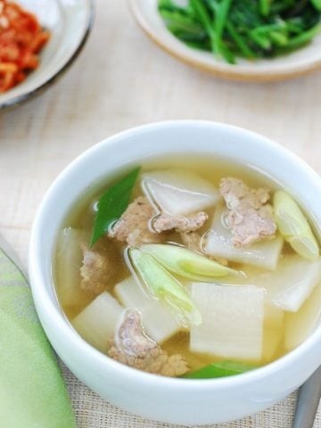 What Koreans eat during Chuseok, ｜ japchae, yukjeon, songpyeon, dong geulangttaeng