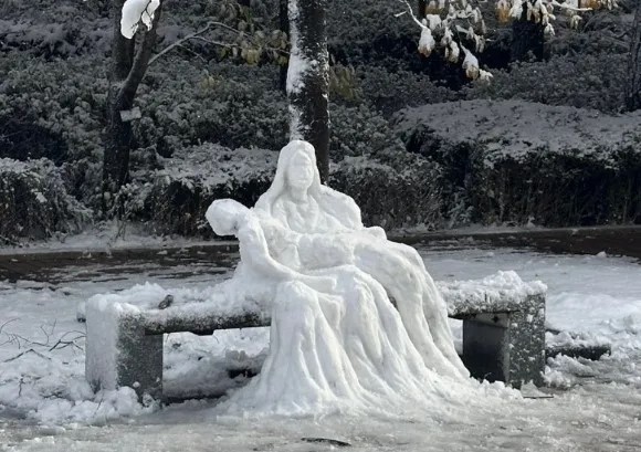 Not an Art Student? Kookmin University's 'Snow Pietà' Goes Viral Internationally