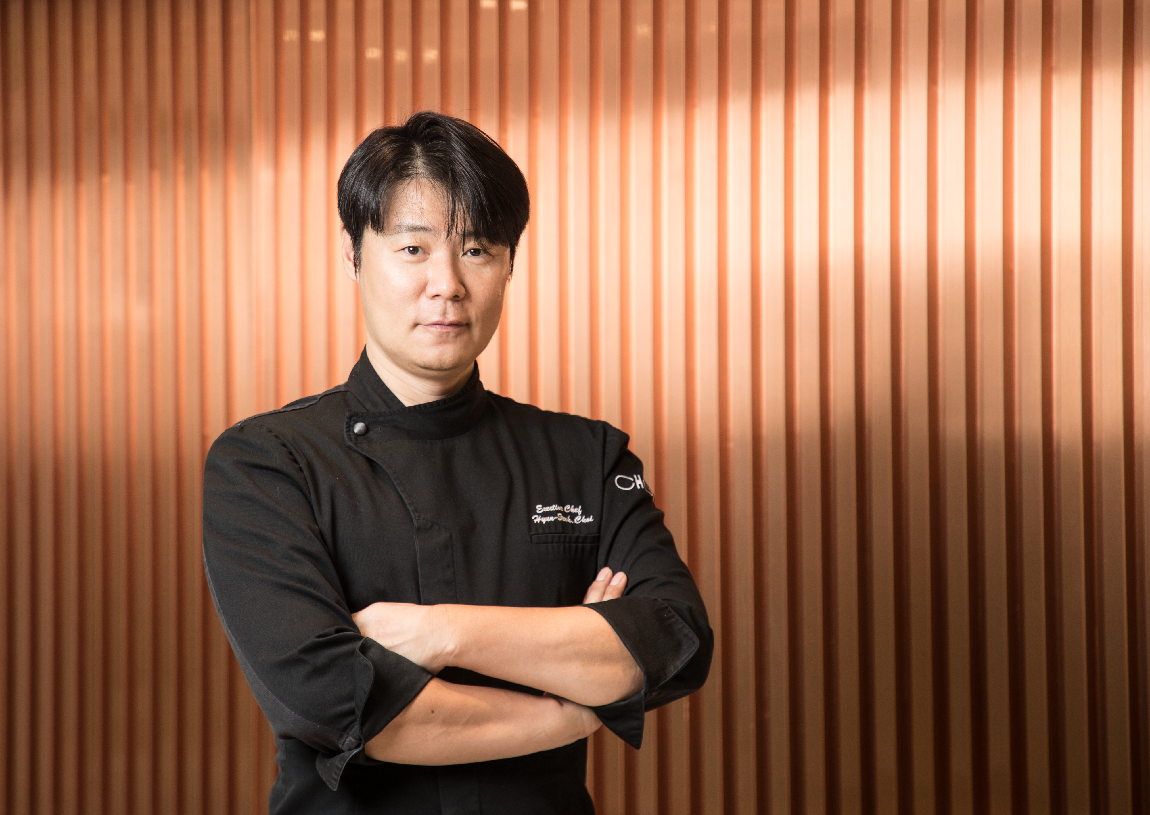 Black and white chef White spoon ｜ Choi Hyun-seok's restaurant information location